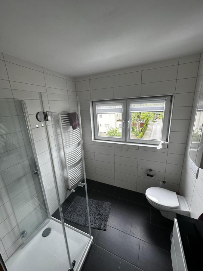 Schoene Ruhige Wohnung In Anliegerstrasse Эссен Экстерьер фото